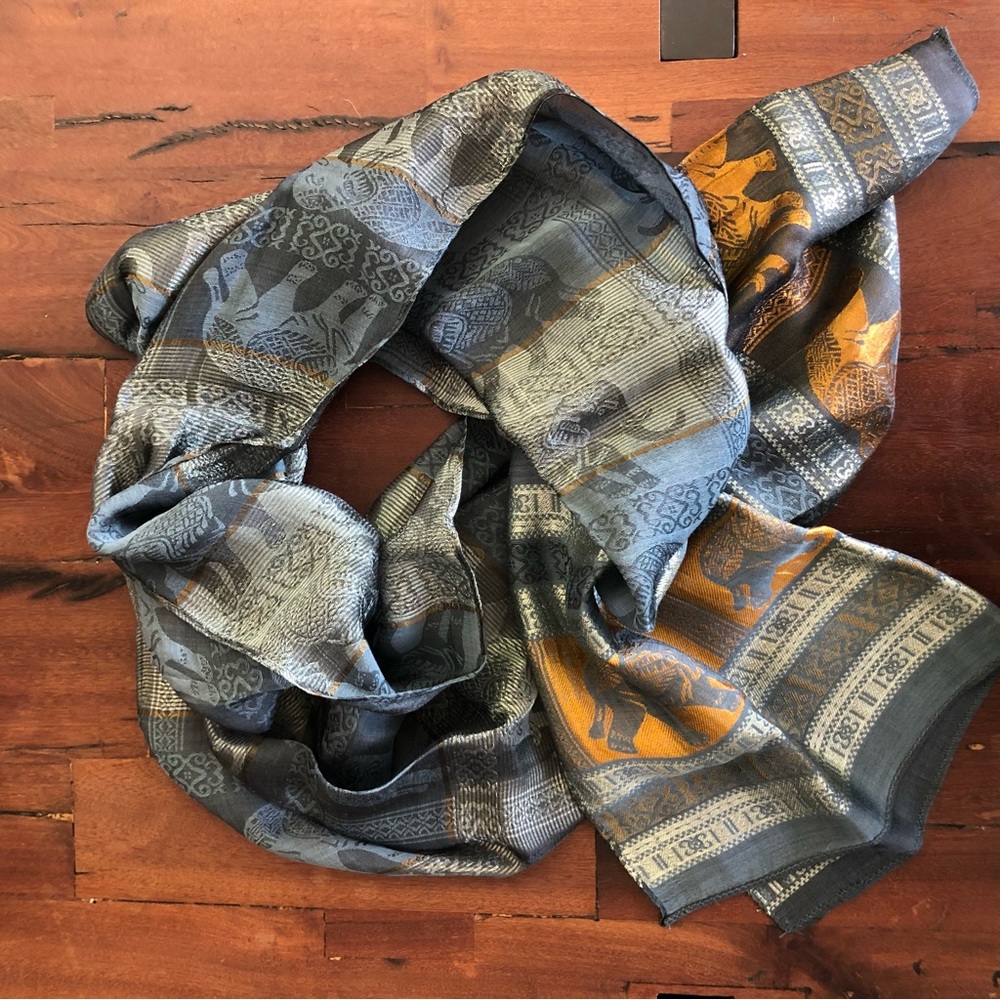 Elephant scarf